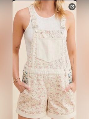 Cream Floral Women's Short Overalls Blank NYC Free People vintage feel